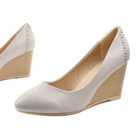 Gray pumps on the Affore wedge grey 1