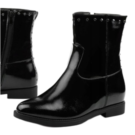 Black boots with a hidden wedge and Forget letters 1