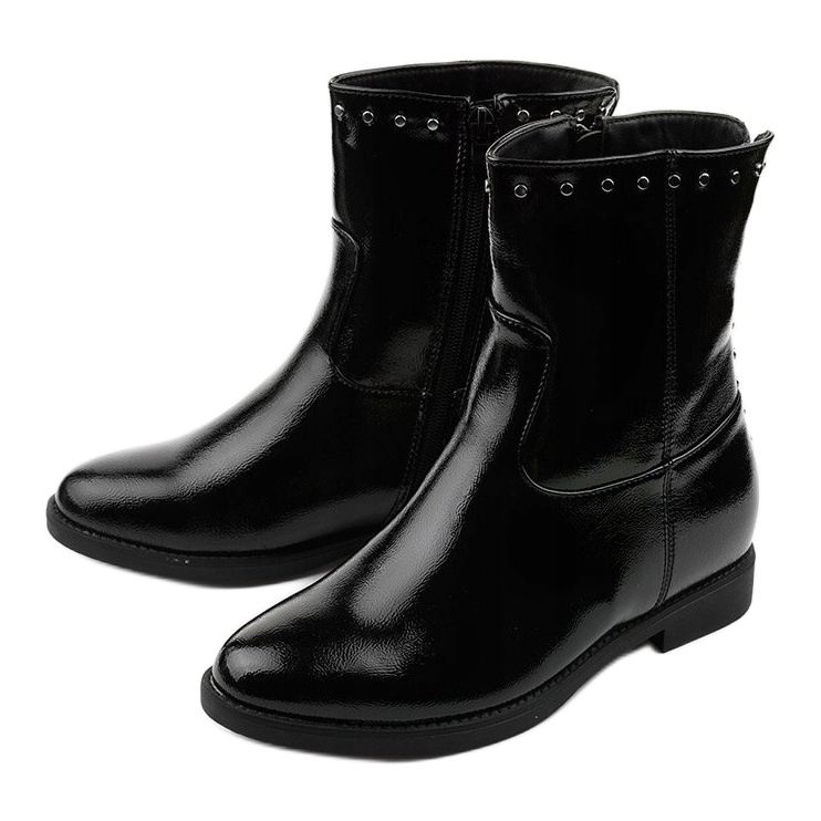 Black boots with a hidden wedge and Forget letters 2