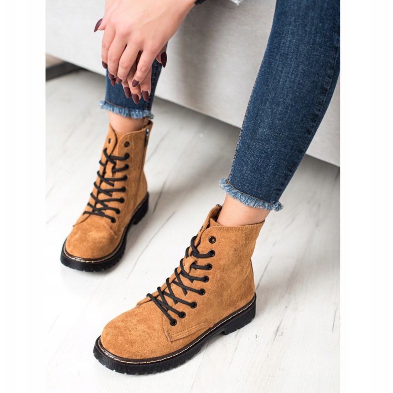 Small Swan Camel Suede Trappers brown 1