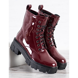 Goodin Lacquered Workers 2