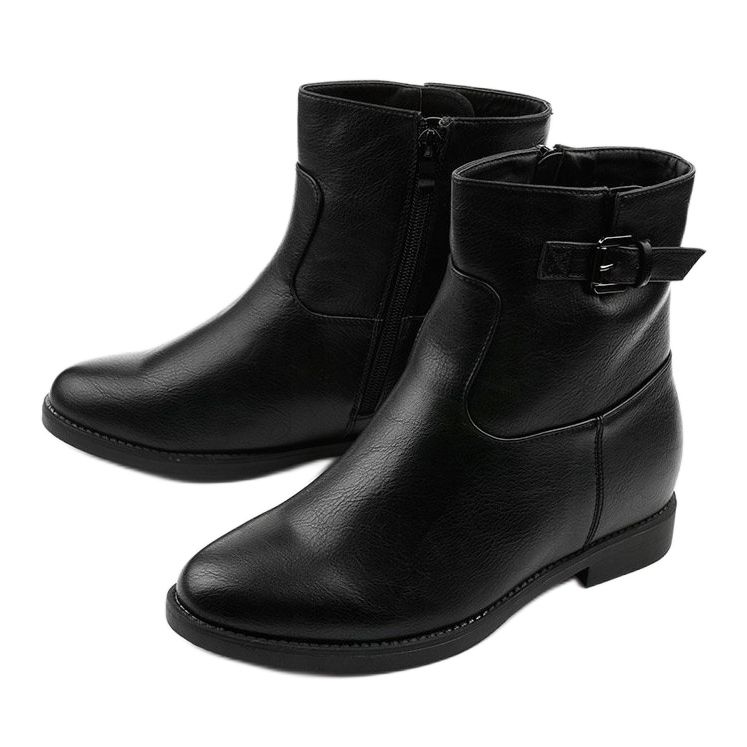 Black insulated boots, hidden wedge Mumi 2