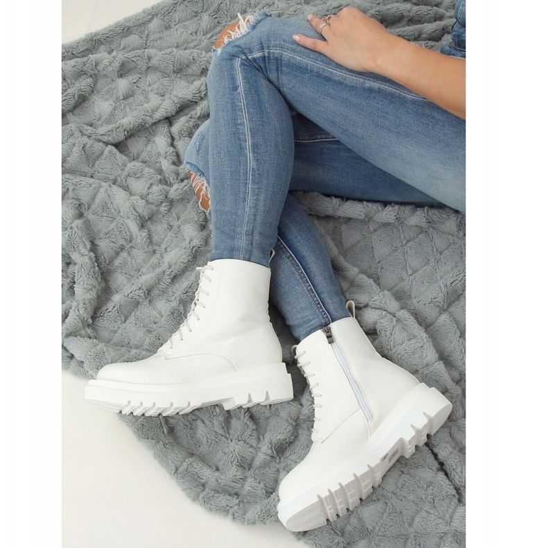 ID01 White high-soled shoes 2