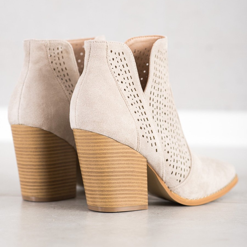 Bella Paris Openwork Booties On The Post beige 1