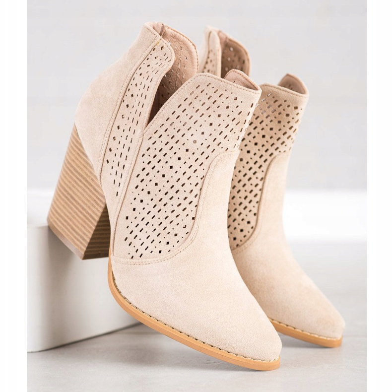 Bella Paris Openwork Booties On The Post beige 2