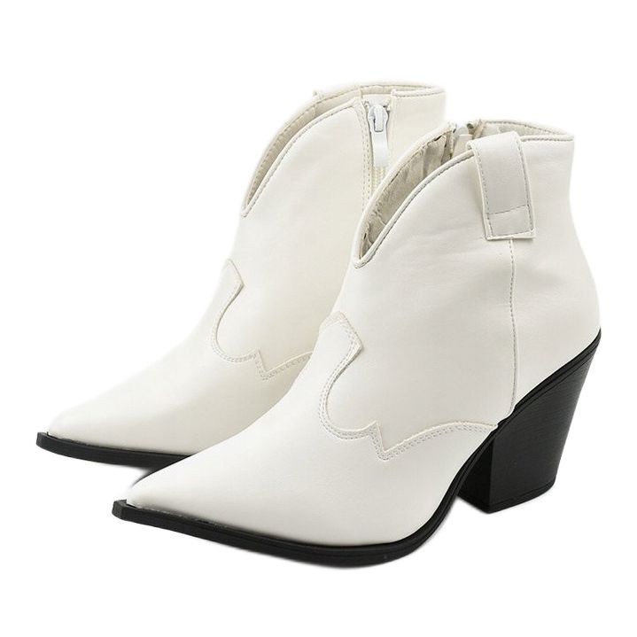Pretender women's white cowboy boots 2