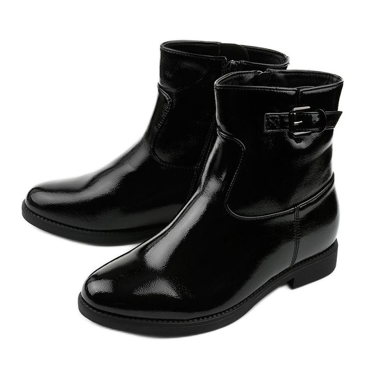 Black insulated boots with a hidden patent lacquered wedge Valentina 2