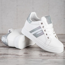 SHELOVET Sports shoes on a wedge white 1
