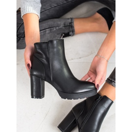 Super Mode Warm Boots On High Heels black 1