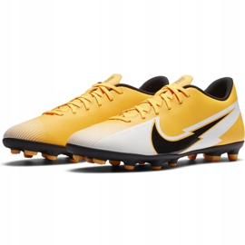 Nike Mercurial Vapor 13 Club FG / MG M AT7968 801 soccer shoes yellow yellow 1 Nike Mercurial Vapor 13 Club FG / MG M AT7968 801 soccer shoes yellow yellow 1
