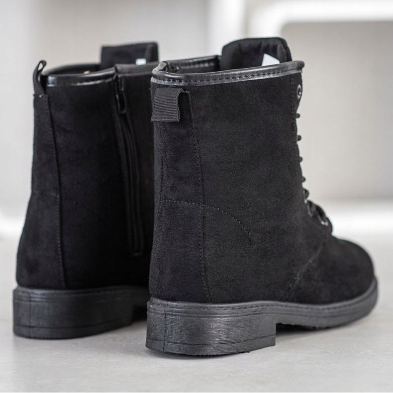 Emaks Suede Trappers black 1