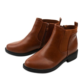 Camel flat boots with a zipper, Merriva leatherette brown 2