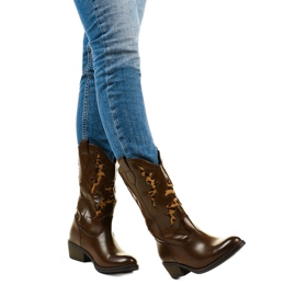 Brown Eshirixis warm cowboy boots beige 1