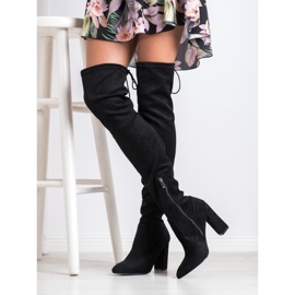 Goodin Suede Musketeers On A Pillar black 1