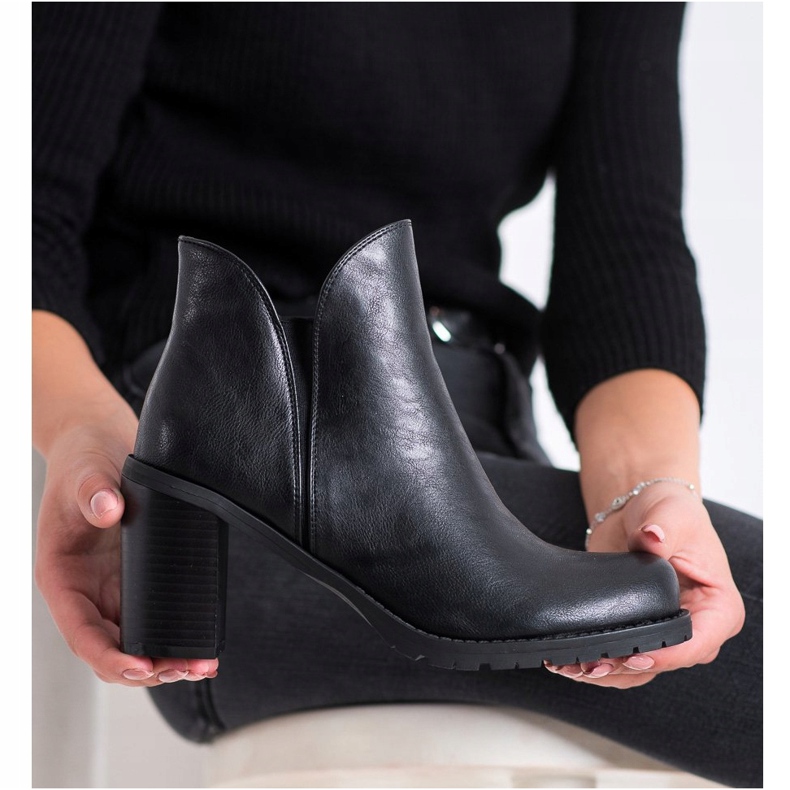 Flyfor Chelsea Boots black 1