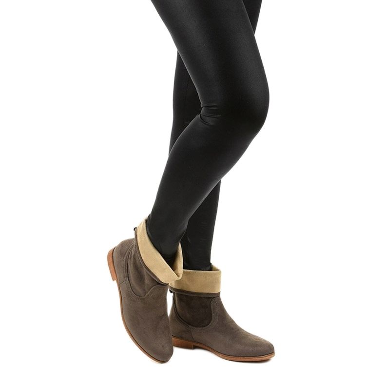 Khaki suede-like Islevine slip-on boots green 1