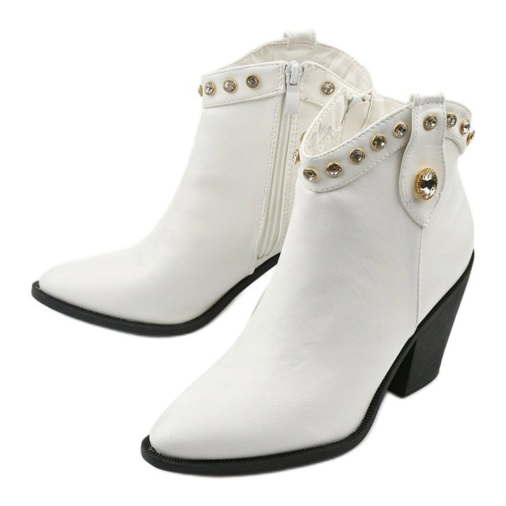 Women's white cowboy boots with Darnielle cubic zirconia 2