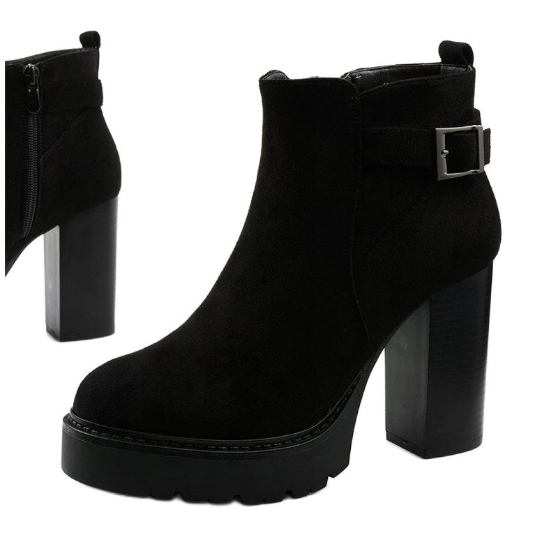 Black ankle boots with a Tone zipper 1