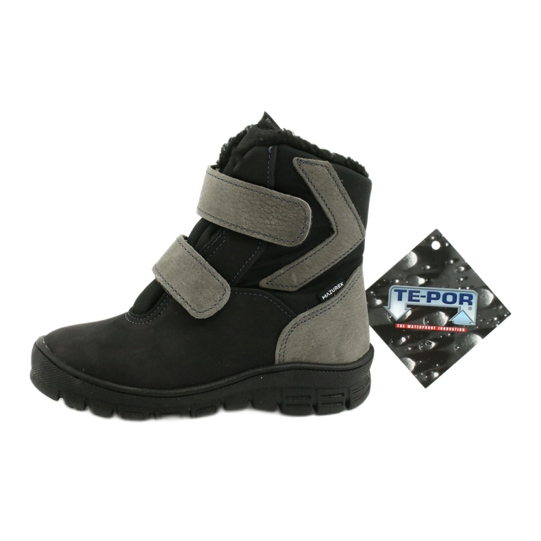 Black boots with a Mazurek 1351 membrane grey 5