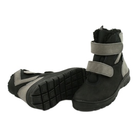 Black boots with a Mazurek 1351 membrane grey 3