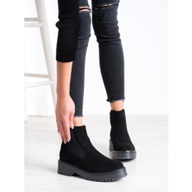 J. Star Fashionable Boots On The Platform black 1