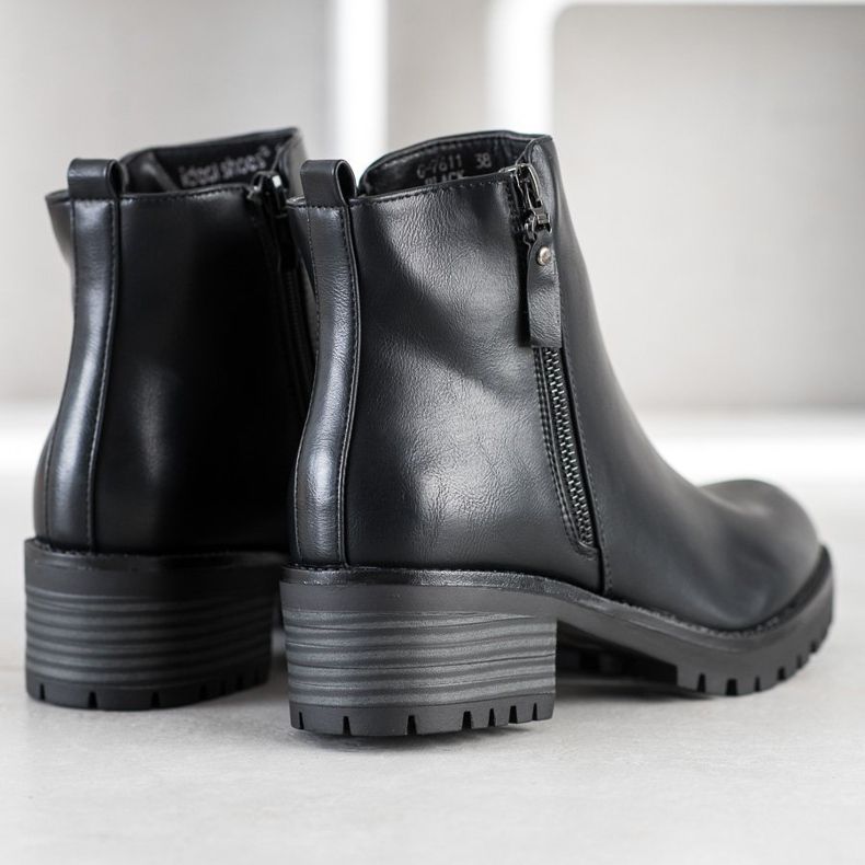 Ideal Shoes Comfortable Black Boots 1 Ideal Shoes Comfortable Black Boots 1