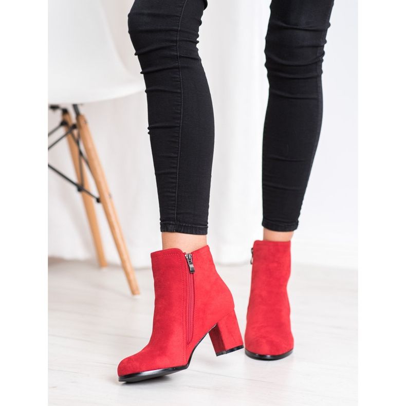Wilady Fashionable red boots 2
