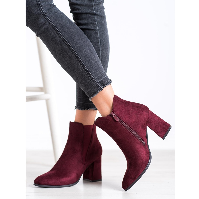 Lovery Suede Booties With A Zipper red 2