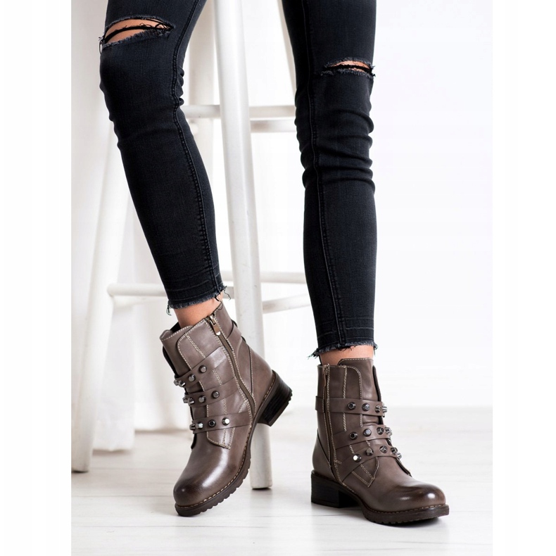 SHELOVET Warm Workers With Ornaments beige 1