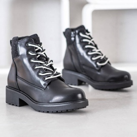 SHELOVET Stylish tied boots black 1