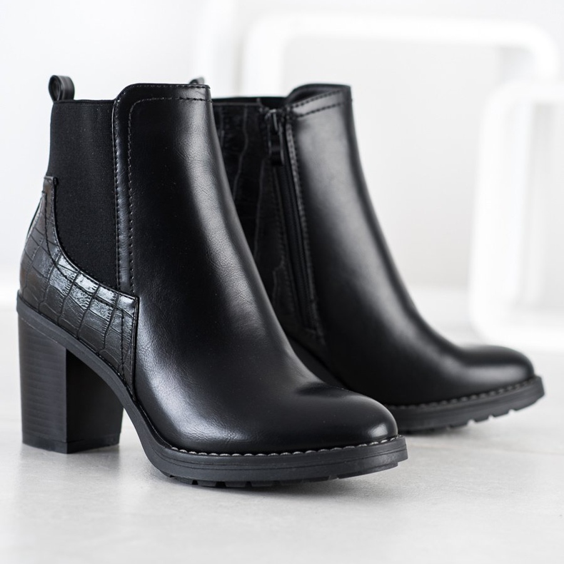 Super Me Classic boots with insulation black 2