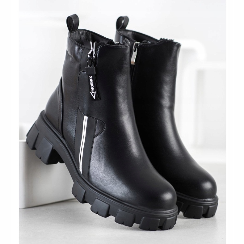 Weide Fashionable boots with a decorative zipper black 2