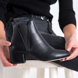 SHELOVET Low-heeled Chelsea boots black 1
