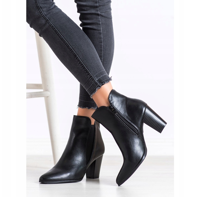 SHELOVET Warm boots on the post black 2