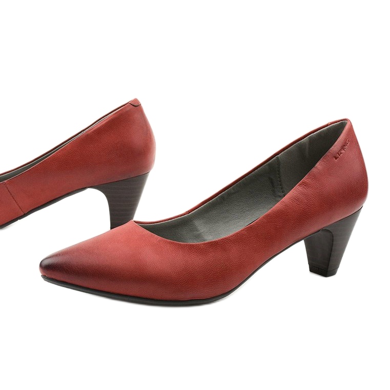 Ladies' raspberry pumps on the Ynisol post red 1