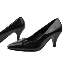 Classic black Deloney duck heels 1