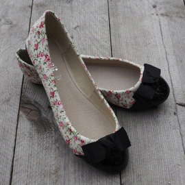 Ballerinas With Bow 6148 colored white 1