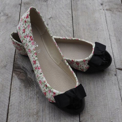 Ballerinas With Bow 6148 colored white 1