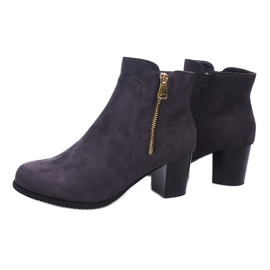 Boots On A Post J0049-3 Gray grey 5