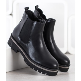 Sixth Sense Boots On The Platform black 2