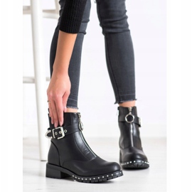 Kayla Stylish Black Workers 1