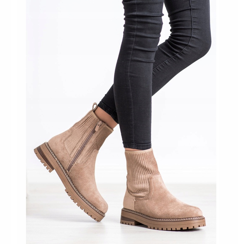 SHELOVET Matching ankle boots on the platform beige 1