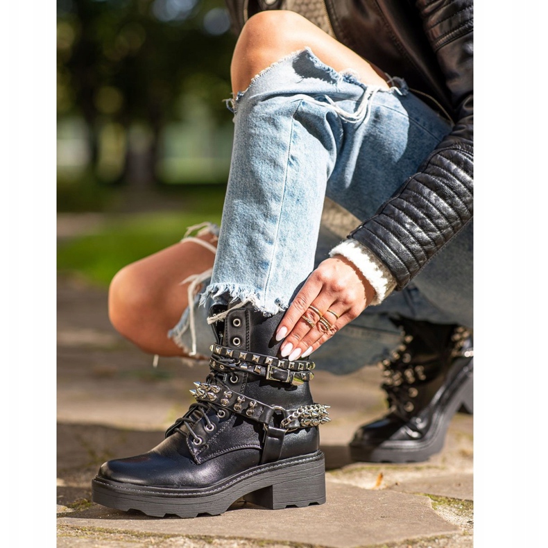 Seastar Workers With Studs black 2