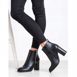 Cm Paris Classic boots with a decorative zipper black 1 Cm Paris Classic boots with a decorative zipper black 1