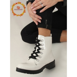 Ecru lacquered boots 7982-PA White 1