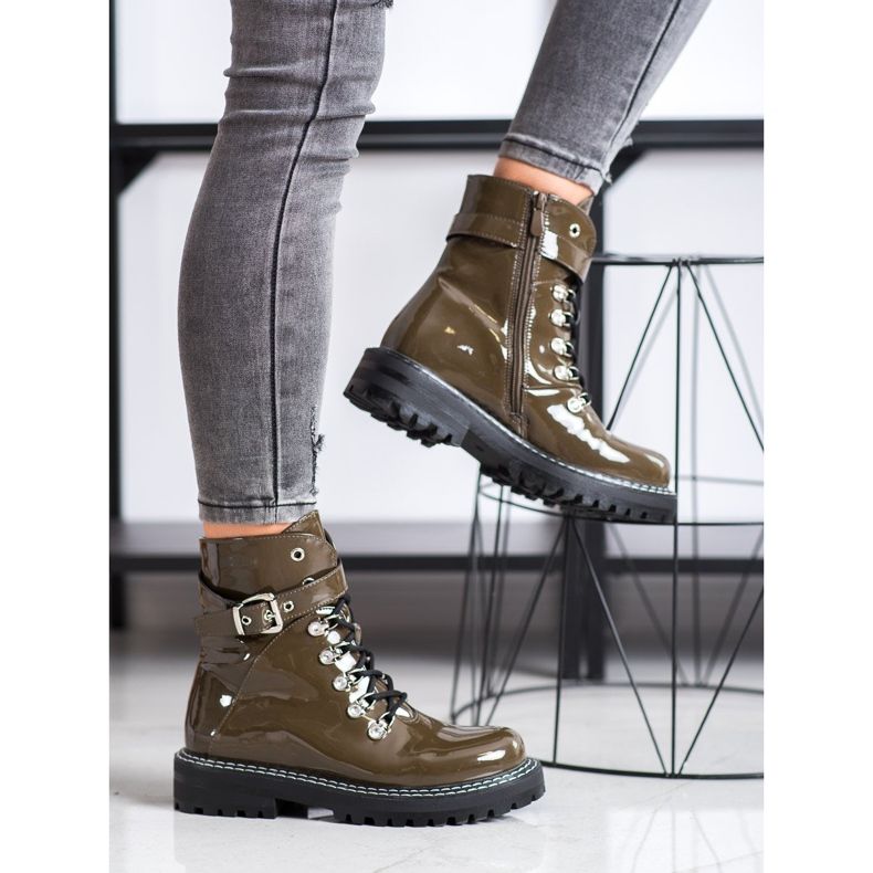 SDS Fashionable Lacquered Trappers green 1