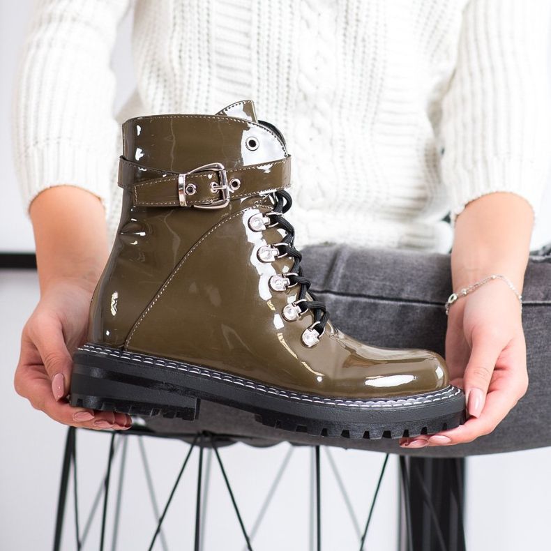 SDS Fashionable Lacquered Trappers green 2