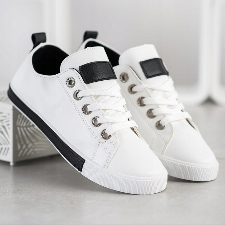 SHELOVET Sneakers With Black Inserts white 2 SHELOVET Sneakers With Black Inserts white 2