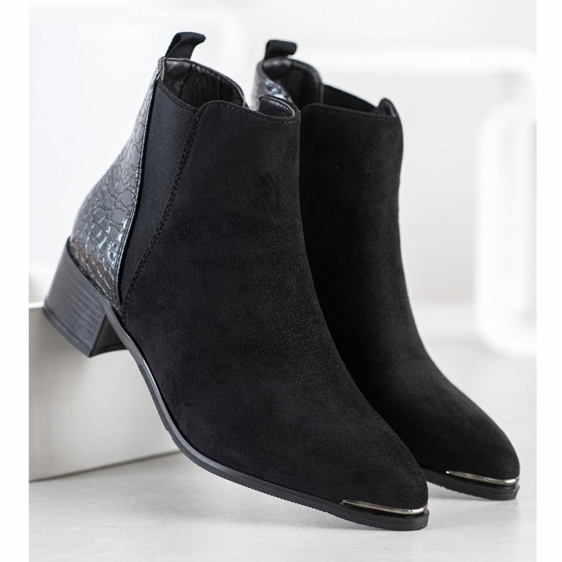 Kayla Stylish boots on a low post black 1