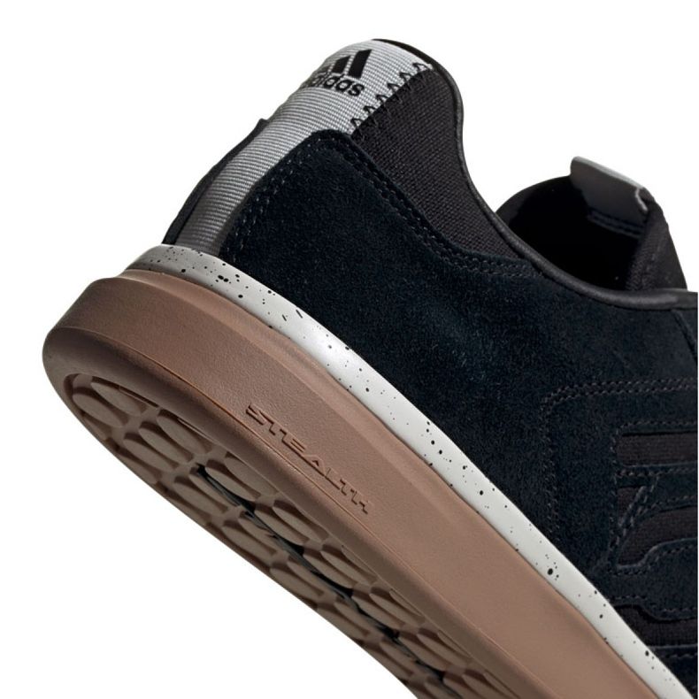 Adidas Sleuth M EE8893 shoes black 1